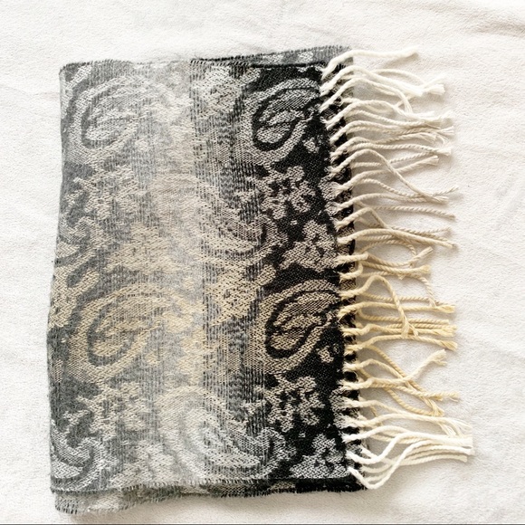 Cejon Paisley Print Ombré Scarf with Fringe Hem - Picture 2 of 4